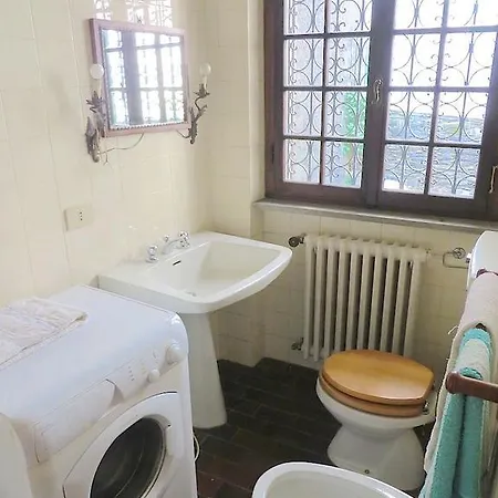 Charlie Apartment *