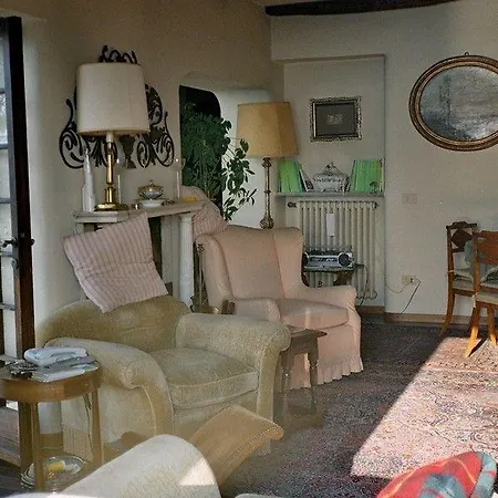 Apartment Charlie